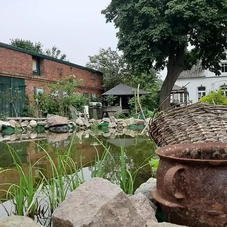 Lehmbau Im Kastanienhof ファームステイ
