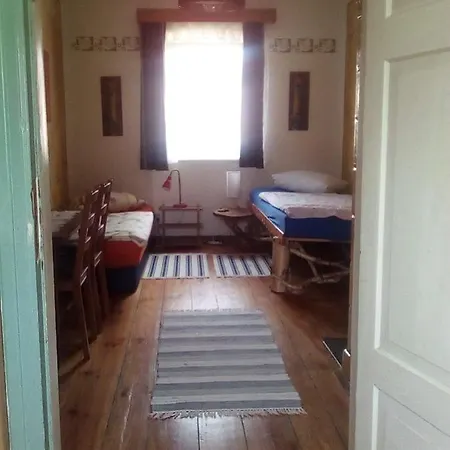 Lehmbau Im Kastanienhof مزرعة للإقامة *