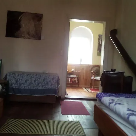 Lehmbau Im Kastanienhof مزرعة للإقامة *
