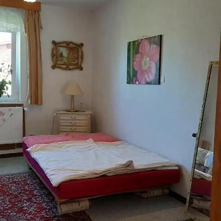 Lehmbau Im Kastanienhof مزرعة للإقامة
