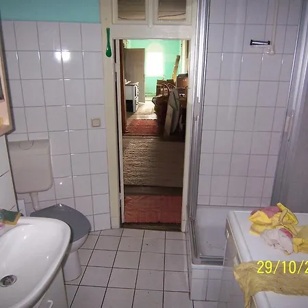 Lehmbau Im Kastanienhof مزرعة للإقامة *